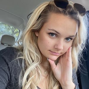 Meet your Posher, Raina